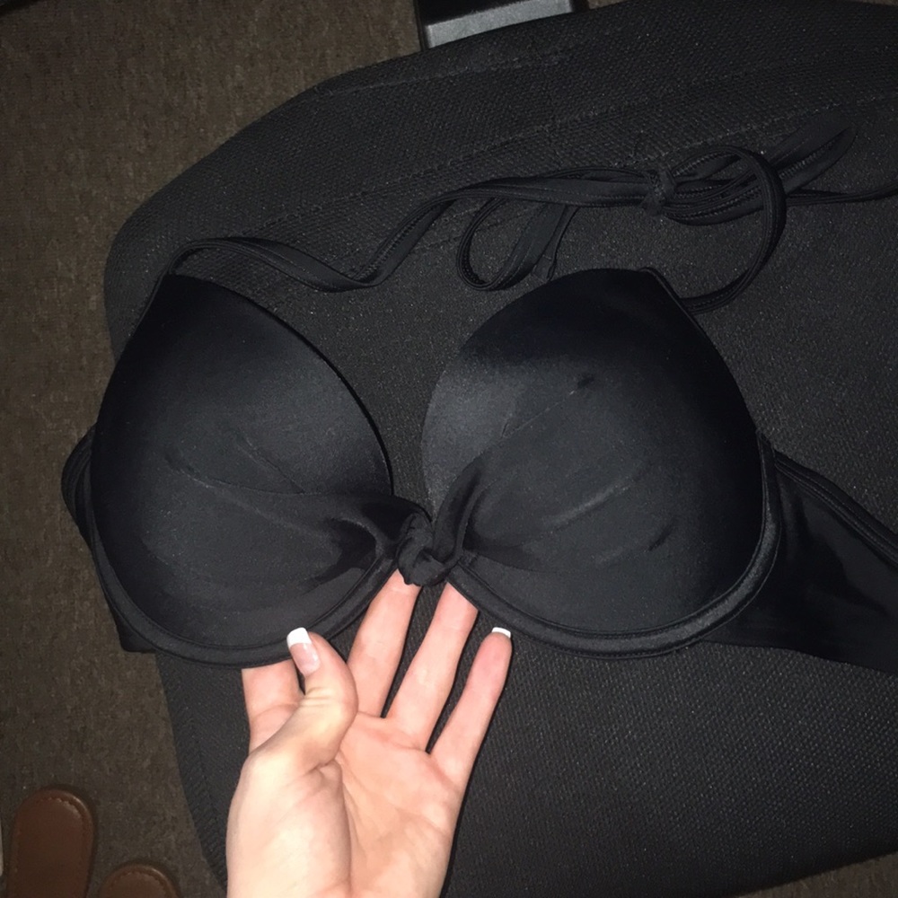 Black bikini top